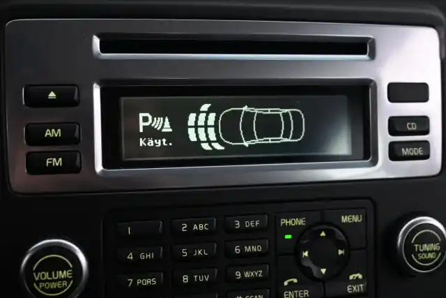 Harmaa Farmari, Volvo V70 – LLK-294