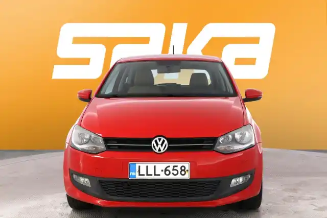 Punainen Viistoperä, Volkswagen Polo – LLL-658