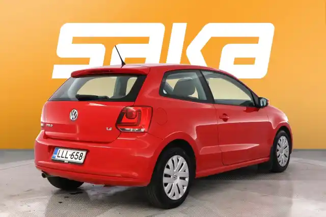 Punainen Viistoperä, Volkswagen Polo – LLL-658