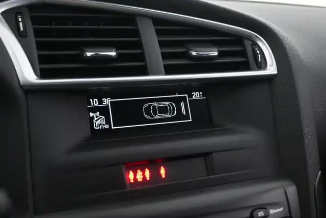 Punainen Viistoperä, Citroen DS4 – LLO-311