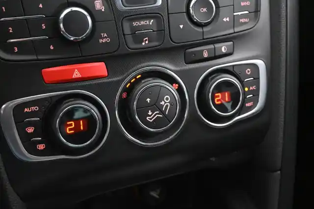 Punainen Viistoperä, Citroen DS4 – LLO-311