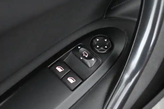 Punainen Viistoperä, Citroen DS4 – LLO-311