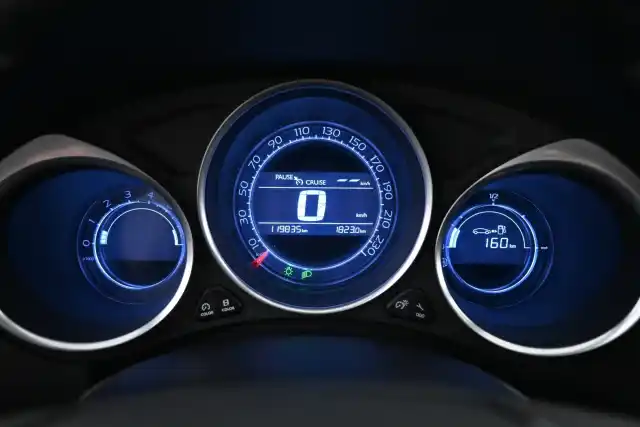 Punainen Viistoperä, Citroen DS4 – LLO-311