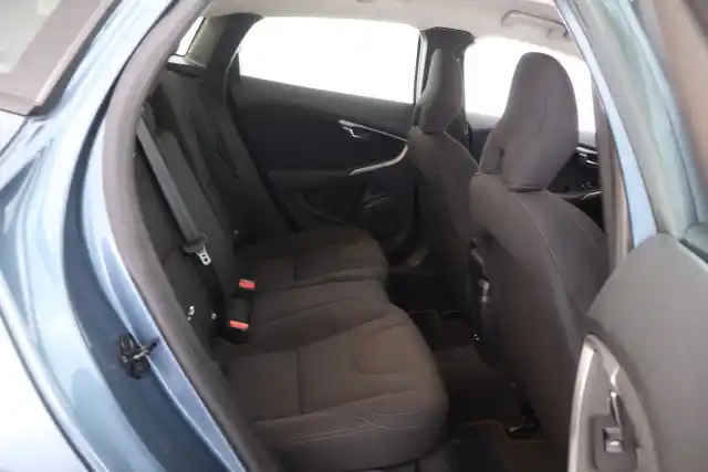 Sininen Viistoperä, Volvo V40 – LLO-984