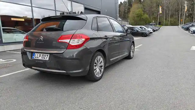 Harmaa Viistoperä, Citroen C4 – LLP-327