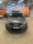 Harmaa Maastoauto, Nissan Qashqai – LLR-219, kuva 2