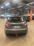 Harmaa Maastoauto, Nissan Qashqai – LLR-219, kuva 3