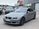 Harmaa Coupe, BMW 330 – LLT-146, kuva 2