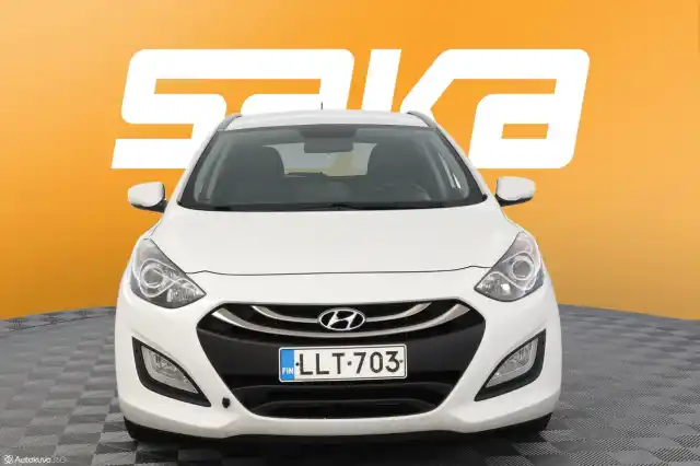 Valkoinen Farmari, Hyundai I30 – LLT-703