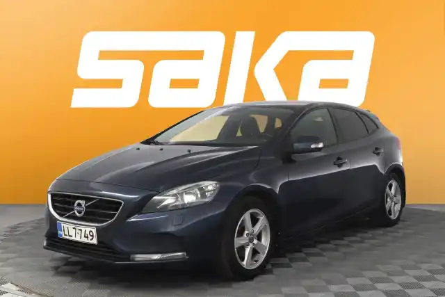 Sininen Viistoperä, Volvo V40 – LLT-749