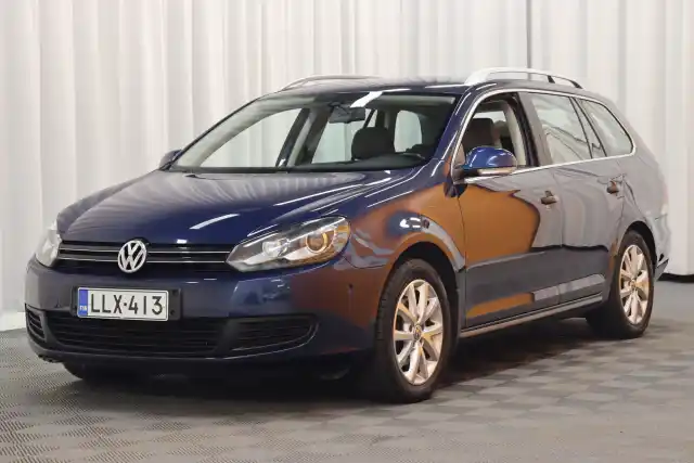 Sininen Farmari, Volkswagen Golf – LLX-413