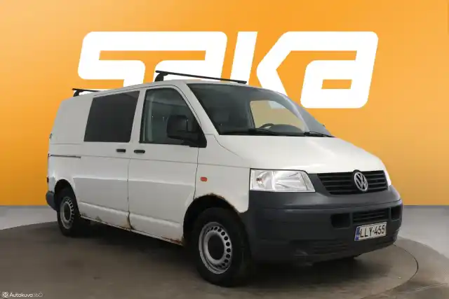 Valkoinen Pakettiauto, Volkswagen Transporter – LLY-455