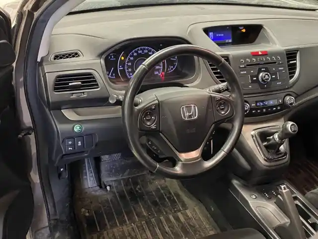 Ruskea (beige) Maastoauto, Honda CR-V – LMA-851