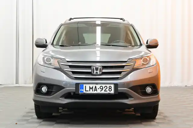 Harmaa Maastoauto, Honda CR-V – LMA-928