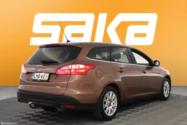 Ruskea Farmari, Ford Focus – LMB-821