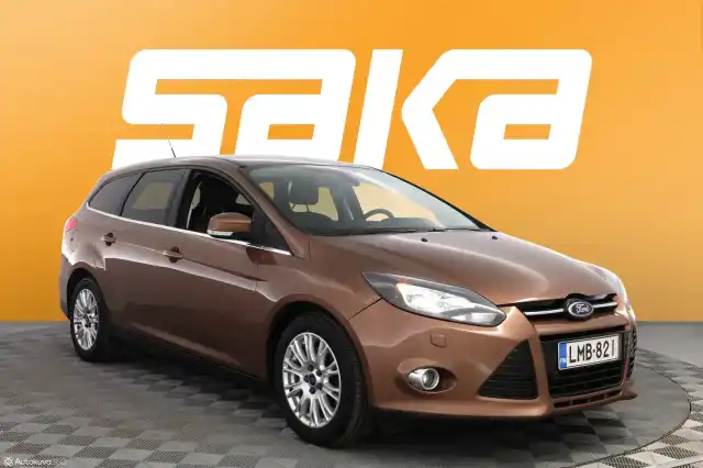 Ruskea Farmari, Ford Focus – LMB-821
