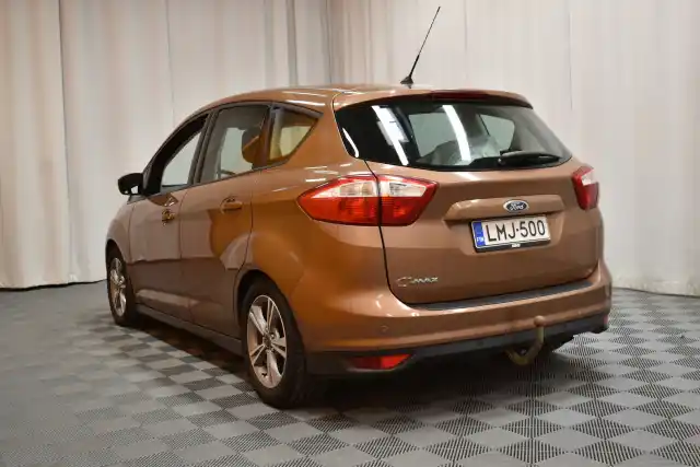 Ruskea Tila-auto, Ford C-Max – LMJ-500