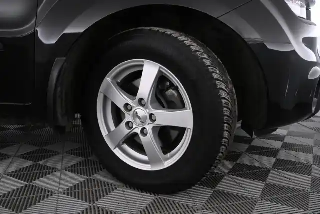 Musta Viistoperä, Kia Soul – LMJ-674