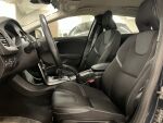 Sininen Viistoperä, Volvo V40 – LMJ-785, kuva 5