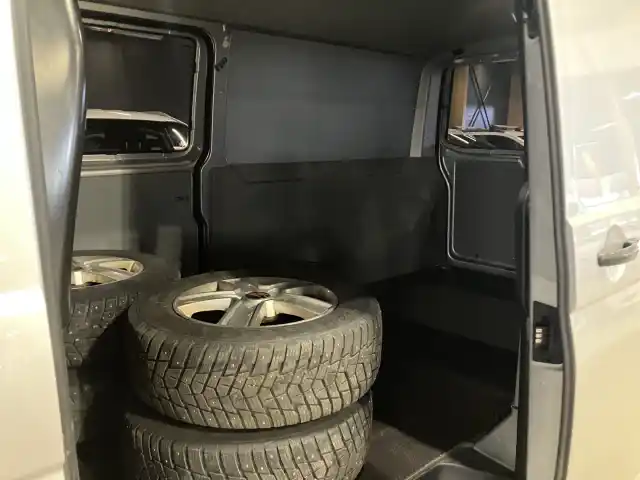 Hopea Pakettiauto, Volkswagen Transporter – LMJ-802