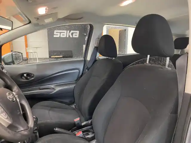 Harmaa Viistoperä, Nissan Note – LMM-869