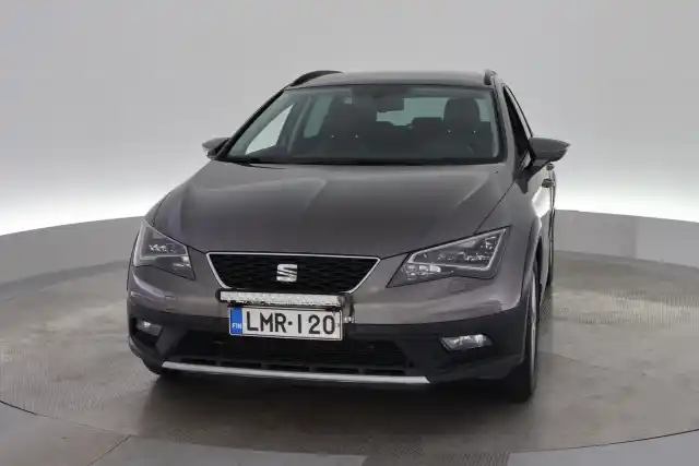 Harmaa Farmari, Seat Leon X-Perience – LMR-120