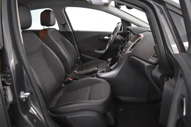 Harmaa Viistoperä, Opel Astra – LMS-686