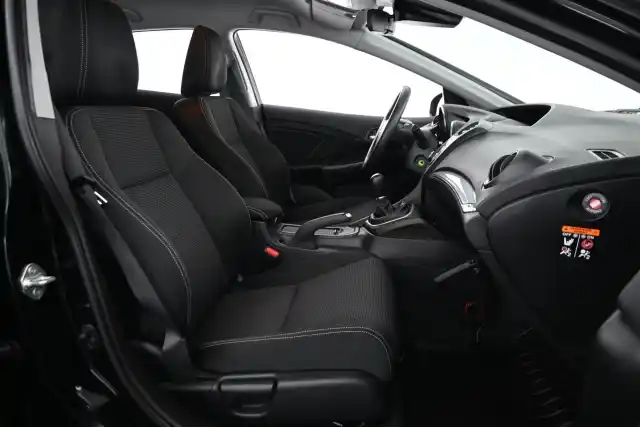 Musta Viistoperä, Honda Civic – LMX-351