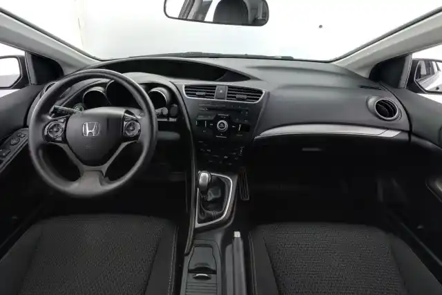 Musta Viistoperä, Honda Civic – LMX-351