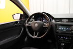 Punainen Viistoperä, Skoda Rapid – LMX-373, kuva 16