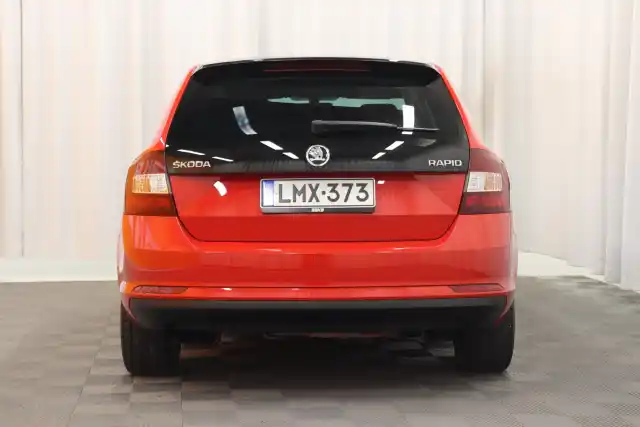 Punainen Viistoperä, Skoda Rapid – LMX-373