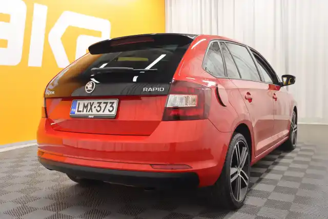 Punainen Viistoperä, Skoda Rapid – LMX-373