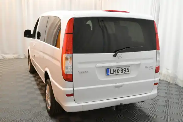 Valkoinen Tila-auto, Mercedes-Benz Vito – LMX-895