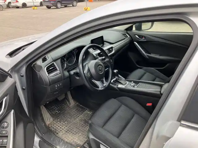 Harmaa Farmari, Mazda 6 – LNA-474