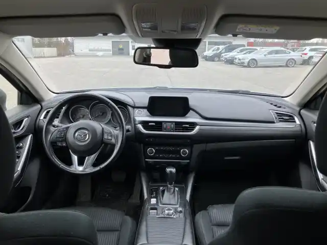 Harmaa Farmari, Mazda 6 – LNA-474