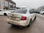 Valkoinen Viistoperä, Skoda Octavia – LNB-100, kuva 4