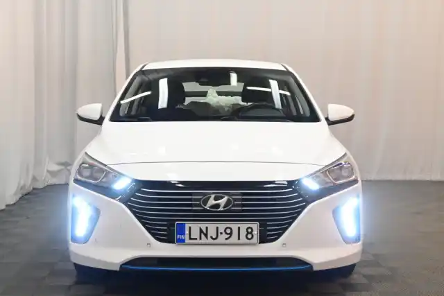 Valkoinen Viistoperä, Hyundai IONIQ plug-in – LNJ-918