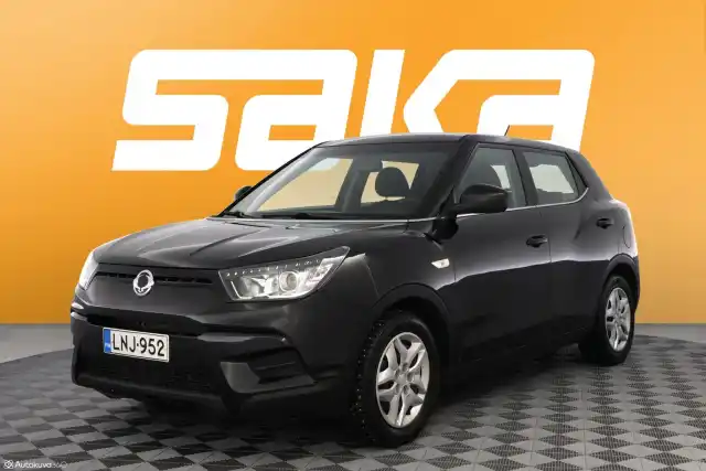 Musta Farmari, SsangYong Tivoli – LNJ-952