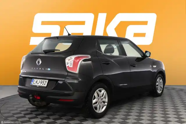 Musta Farmari, SsangYong Tivoli – LNJ-952