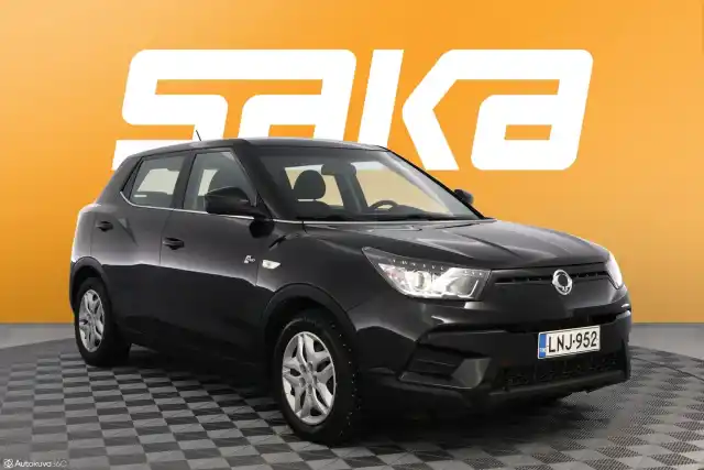 Musta Farmari, SsangYong Tivoli – LNJ-952