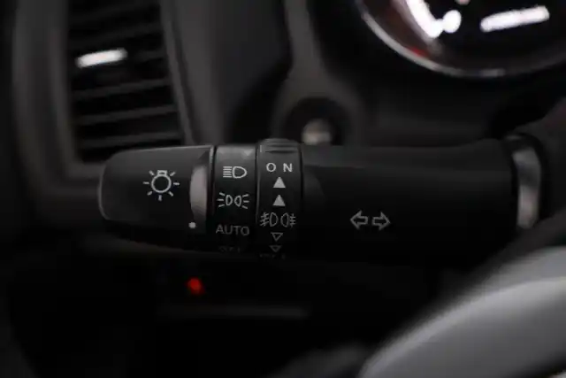 Ruskea Farmari, Mitsubishi ASX – LNK-815
