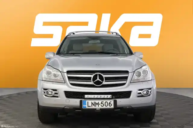 Hopea Maastoauto, Mercedes-Benz GL – LNM-506