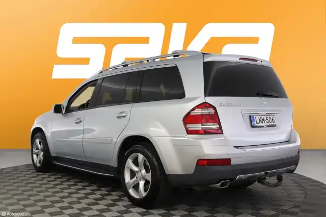 Hopea Maastoauto, Mercedes-Benz GL – LNM-506