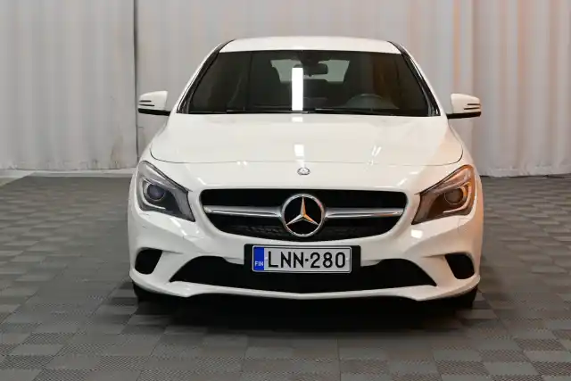 Valkoinen Coupe, Mercedes-Benz CLA – LNN-280