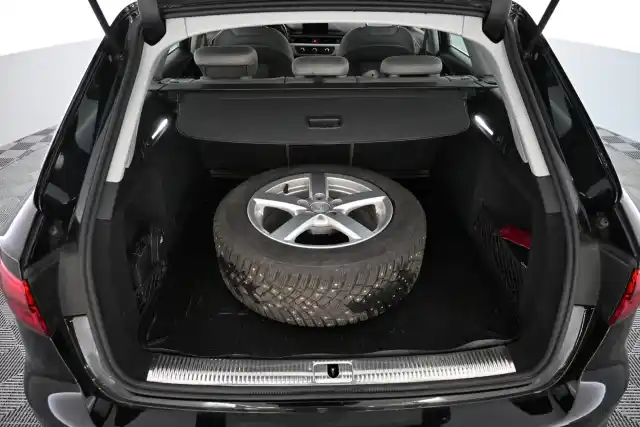 Musta Farmari, Audi A4 – LNN-646
