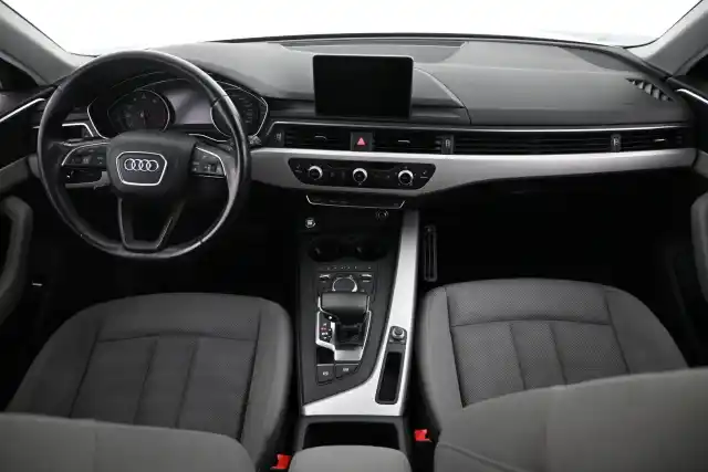 Musta Farmari, Audi A4 – LNN-646