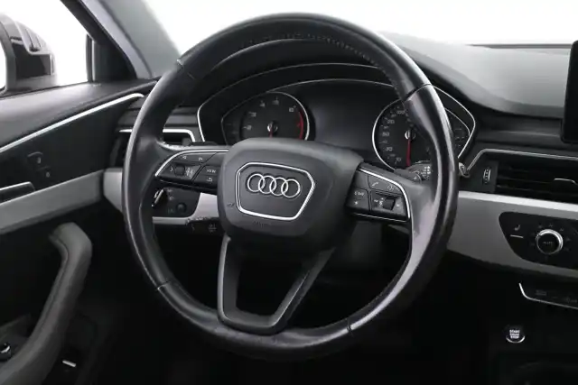 Musta Farmari, Audi A4 – LNN-646