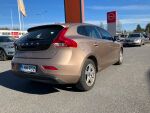 Ruskea Viistoperä, Volvo V40 – LNN-952, kuva 3