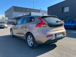 Ruskea Viistoperä, Volvo V40 – LNN-952, kuva 4