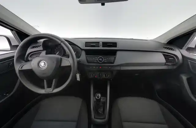 Valkoinen Farmari, Skoda Fabia – LNP-432